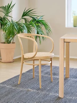 Thonet 209 Armstol, bøg fra><noscript><img width=