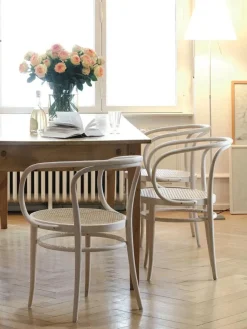 Thonet 209 Armstol, sort fra><noscript><img width=