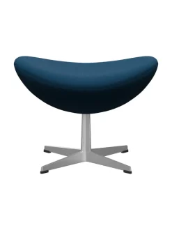 Fritz Hansen 3127 Fodskammel til Ægget af Arne Jacobsen stofgr. 1><noscript><img width=