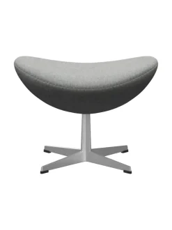 Fritz Hansen 3127 Fodskammel til Ægget af Arne Jacobsen stofgr. 1><noscript><img width=