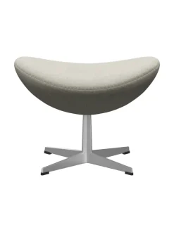 Fritz Hansen 3127 Fodskammel til Ægget af Arne Jacobsen stofgr. 1><noscript><img width=