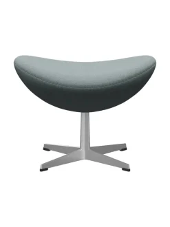 Fritz Hansen 3127 Fodskammel til Ægget af Arne Jacobsen stofgr. 1><noscript><img width=