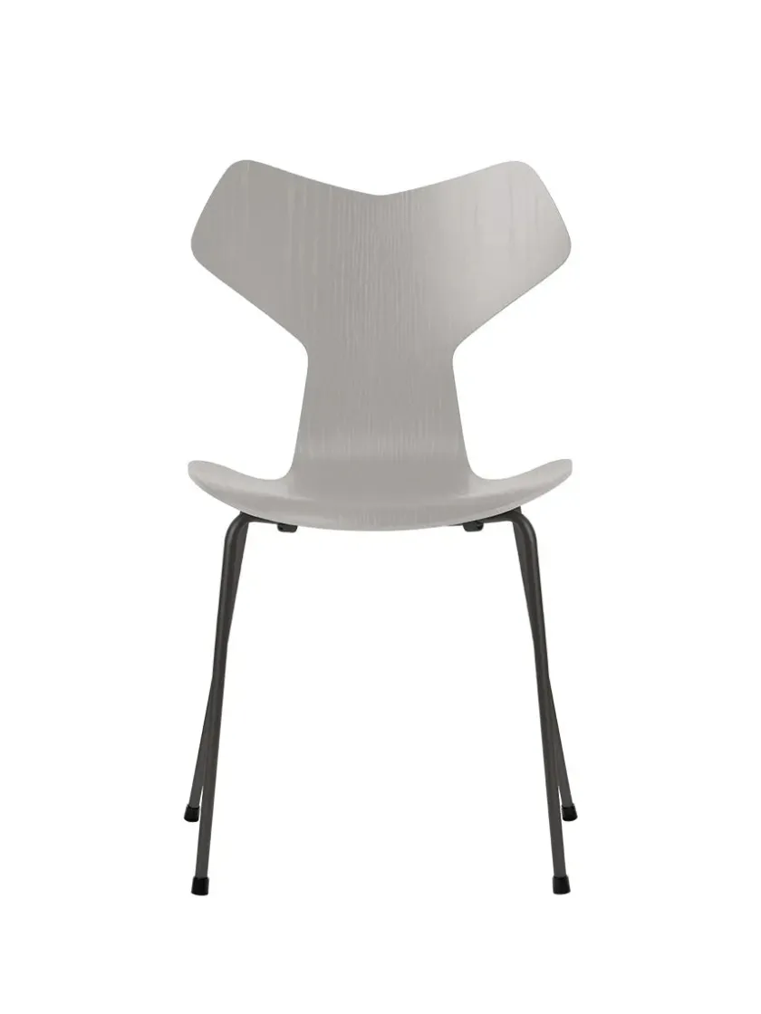Fritz Hansen 3130 Grand Prix stol i farvet ask af Arne Jacobsen> Spisebordsstole