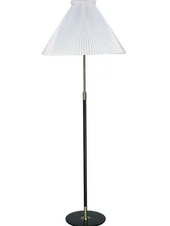 Le Klint 351 Gulvlampe fra> Gulvlamper|Spots