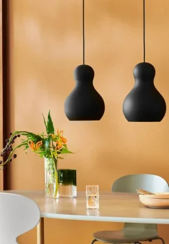 Fritz Hansen 3101 Myren Stol lakeret af Arne Jacobsen><noscript><img width=