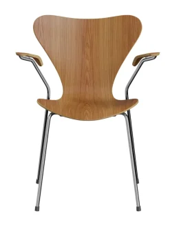 Fritz Hansen 3207 Serie 7 Armstol af Arne Jacobsen><noscript><img width=
