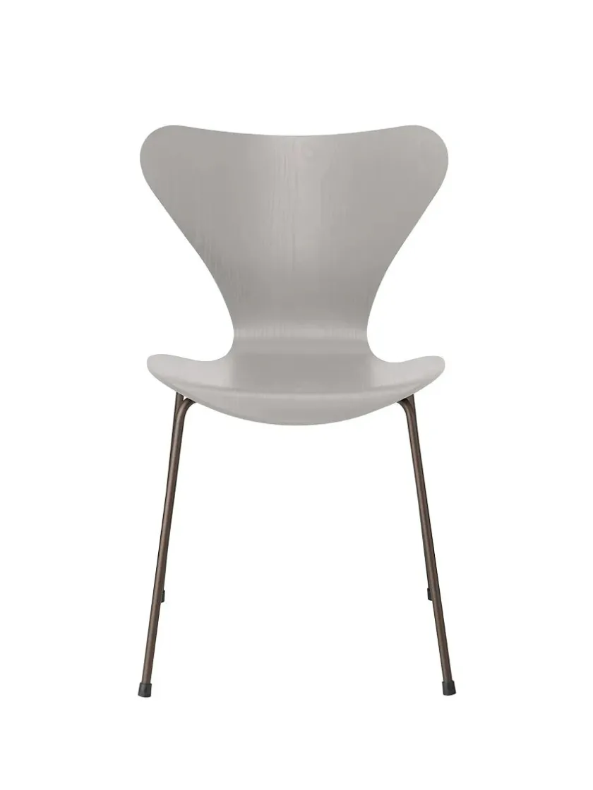 Fritz Hansen 3107 Serie 7 stol i farvet ask af Arne Jacobsen> Spisebordsstole