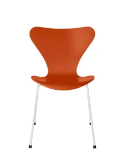 Fritz Hansen 3107 Serie 7 stol lakeret af Arne Jacobsen><noscript><img width=