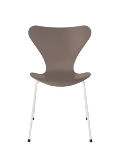 Fritz Hansen 3107 Serie 7 stol lakeret af Arne Jacobsen><noscript><img width=