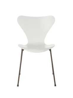 Fritz Hansen 3107 Serie 7 stol lakeret af Arne Jacobsen><noscript><img width=