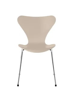 Fritz Hansen 3107 Serie 7 stol lakeret af Arne Jacobsen><noscript><img width=