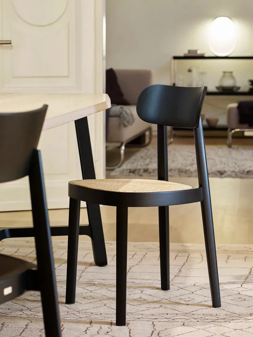 Thonet 118 Spisebordsstol, sort fra> Spisebordsstole