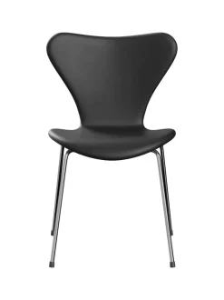 Fritz Hansen 3107 stol, fuldpolstret Essential læder lava/krom stel af Arne Jacobsen> Spisebordsstole