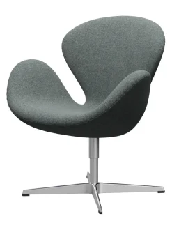 Fritz Hansen 3320 Svanen i stof (prisgruppe 1) af Arne Jacobsen><noscript><img width=