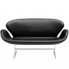 Fritz Hansen 3321 Svanesofa i sort Essential læder af Arne Jacobsen> Sofaer