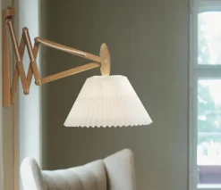 Le Klint 223 Væglampe fra> Væglamper|Spots
