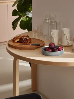 Artek Aalto Table Half-Round fra> Spiseborde