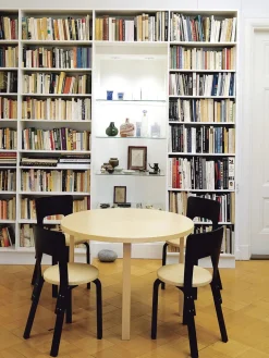 Artek Aalto Table Round, Ø100 cm fra> Spiseborde