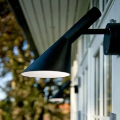 Louis Poulsen AJ 50 LED udendørs væglampe fra><noscript><img width=