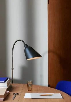&Tradition AJ7 Bellevue gulvlampe af Arne Jacobsen><noscript><img width=