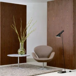 Louis Poulsen AJ Gulvlampe fra> Gulvlamper|Spots