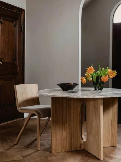Audo Copenhagen Androgyne Dining Table Ø120 natural oak fra><noscript><img width=