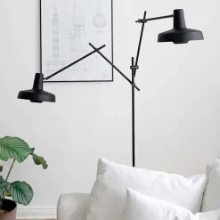 Grupa Arigato AR-FP gulvlampe fra><noscript><img width=