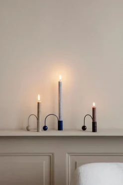 Ferm Living Balance Candle Holder fra> Lysestager