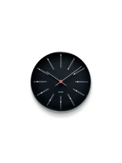 Arne Jacobsen Clocks Bankers club vægur af Arne Jacobsen i sort (Ø: 21)> Gaver Til Ham|Vægure