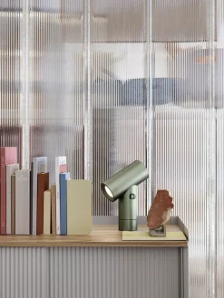 Muuto Beam Table Lamp fra> Spots