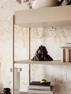 Ferm Living Berg Sculpture fra> Figurer