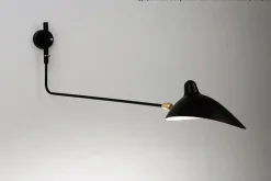 Editions Serge Mouille Big Wall Lamp w/1 Rotating Straight Arm af Serge Mouille> Væglamper|Spots