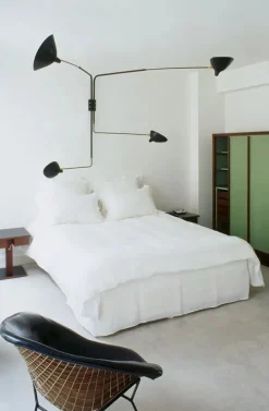 Editions Serge Mouille Big Wall Lamp w/4 Rotating Straight Arms af Serge Mouille> Væglamper|Spots