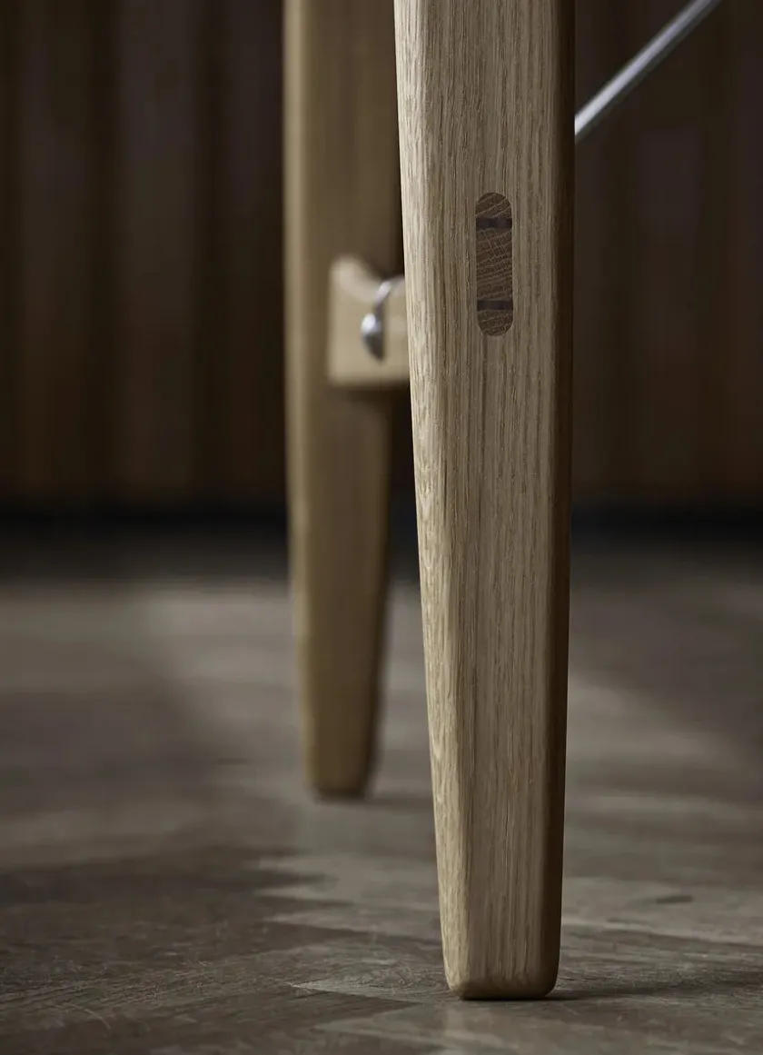 Carl Hansen & Søn BM1160 Jagtbordet, 210 x 82 cm. af Børge Mogensen> Spiseborde