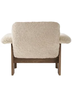 Audo Copenhagen Brasilia Lounge Chair, low back, sheepskin fra><noscript><img width=