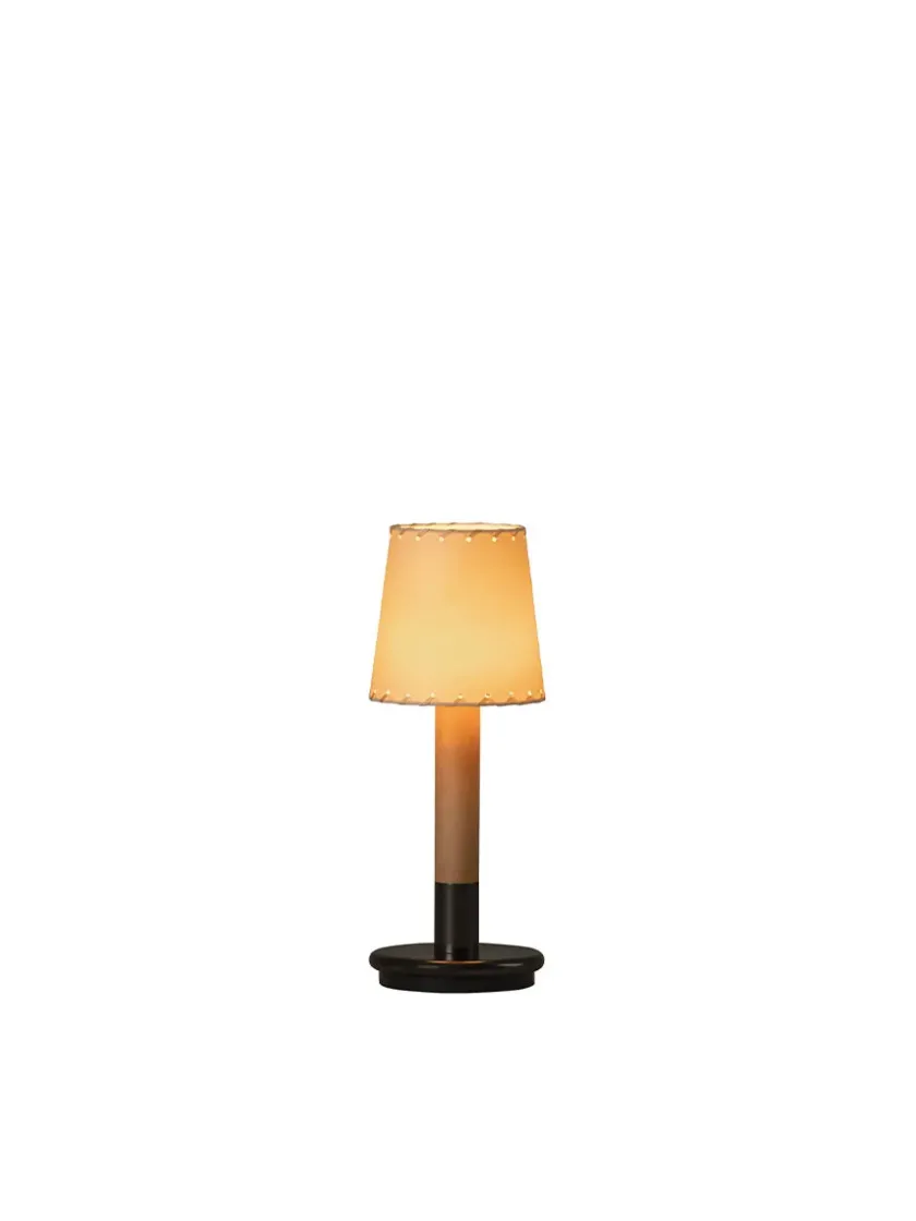Santa & Cole Básica M2 Bordlampe fra Santa and Cole> Spots