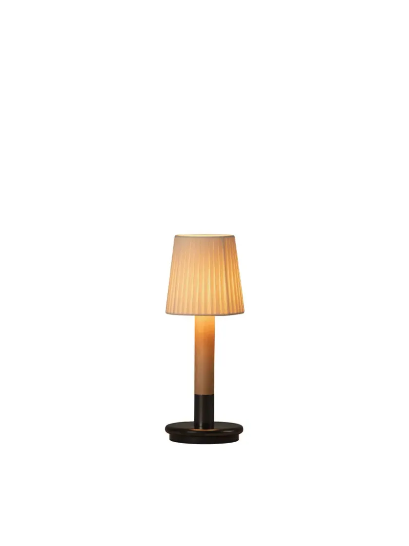 Santa & Cole Básica M2 Bordlampe fra Santa and Cole> Spots