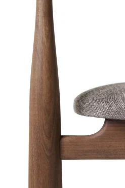 New Works Bukowski Chair, valnød fra><noscript><img width=