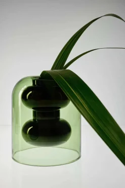 Tom Dixon Bump Vase Cone Black fra><noscript><img width=