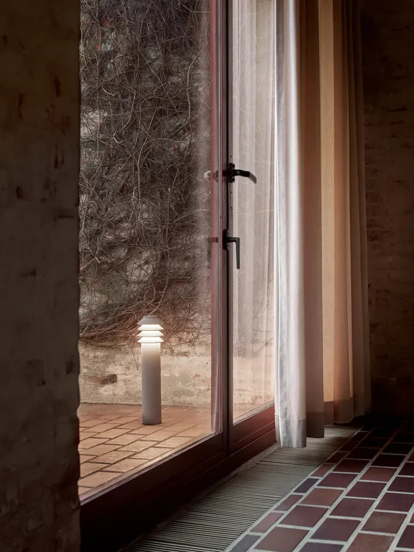 Louis Poulsen Bysted Garden Aluminium, Høj fra> Spots|Udendørslamper