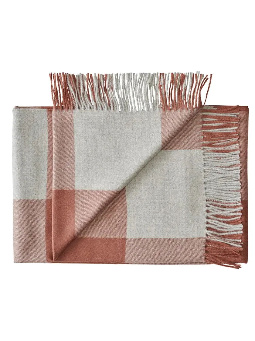 Silkeborg Uldspinderi Caracas Plaid, beetroot fra> Puder Og Plaider