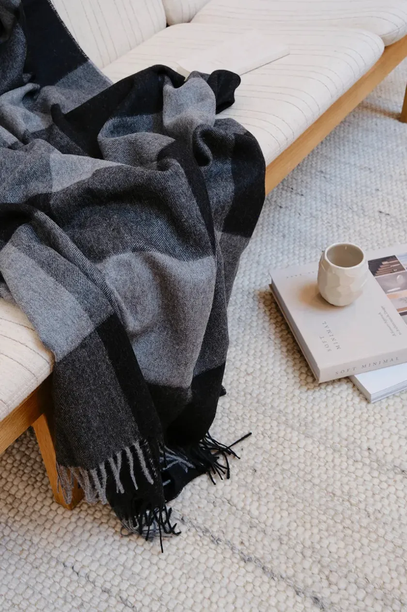 Silkeborg Uldspinderi Caracas Plaid, beetroot fra> Puder Og Plaider