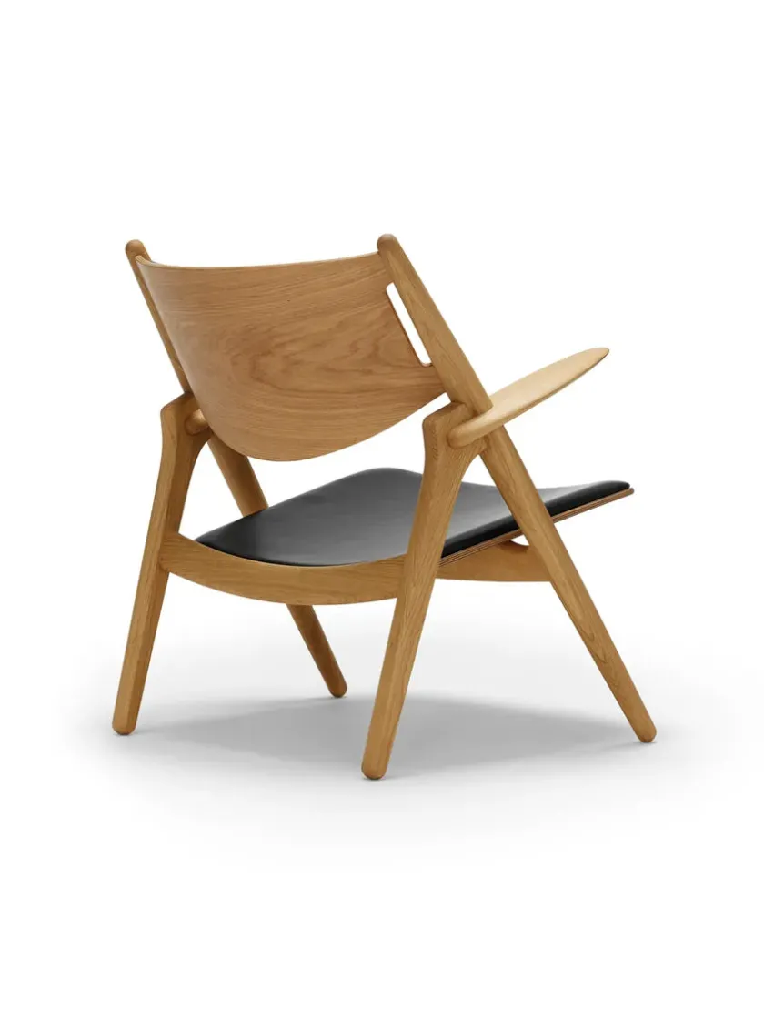 Carl Hansen & Søn CH28 af Hans J. Wegner> Loungestole|Lænestole