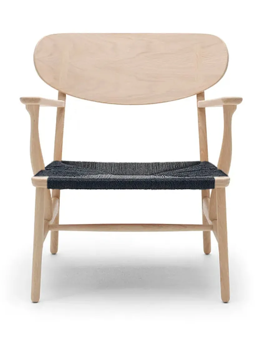 Carl Hansen & Søn CH22 Loungestol af Hans J. Wegner> Loungestole|Lænestole