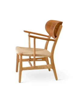 Carl Hansen & Søn CH22 Loungestol af Hans J. Wegner><noscript><img width=