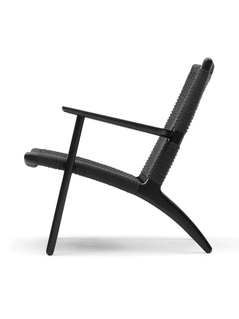 Carl Hansen & Søn CH25 Loungestol, eg olie af Hans J. Wegner> Loungestole|Lænestole