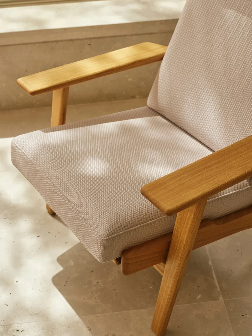 Carl Hansen & Søn CH291 loungestol, eg olie af Hans J. Wegner> Loungestole|Lænestole
