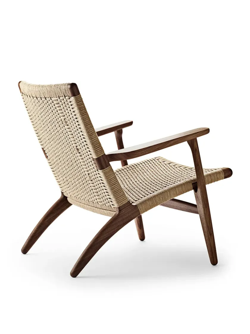 Carl Hansen & Søn CH25 Loungestol, eg sortmalet med naturflet af Hans J. Wegner> Loungestole|Lænestole
