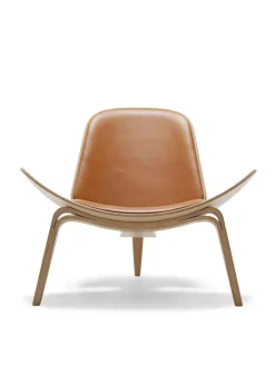 Carl Hansen & Søn CH07 Skalstol, farvet af Hans J. Wegner><noscript><img width=