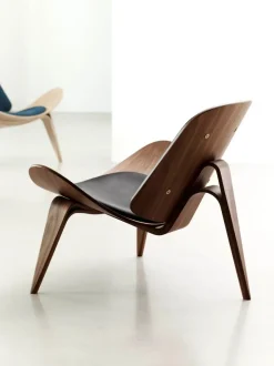 Carl Hansen & Søn CH07 Skalstol, farvet af Hans J. Wegner><noscript><img width=